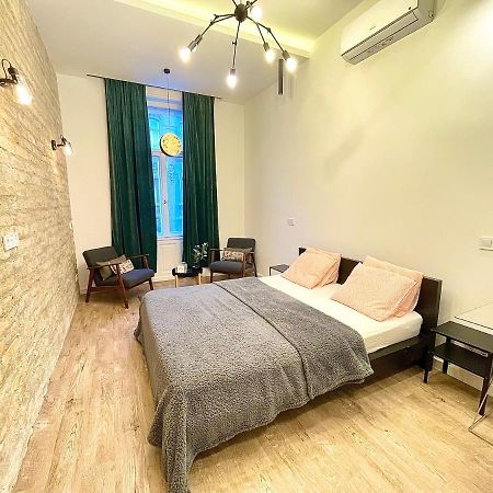 Dream Romance Residency - Finnish Sauna Budapeşte Dış mekan fotoğraf